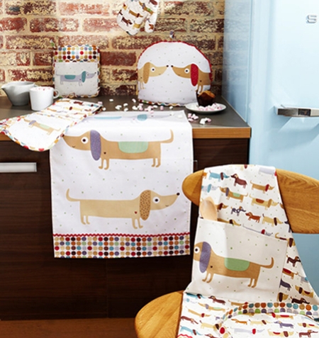 Ulsters Weaver with Paper and Cloth, 2012